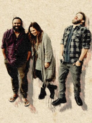 BEHIND THE BARRICADES WITH KASEY CHAMBERS & BUSBY MAROU